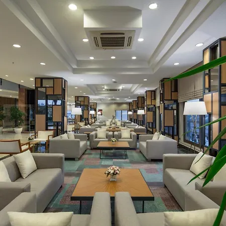 Novum Garden 5*