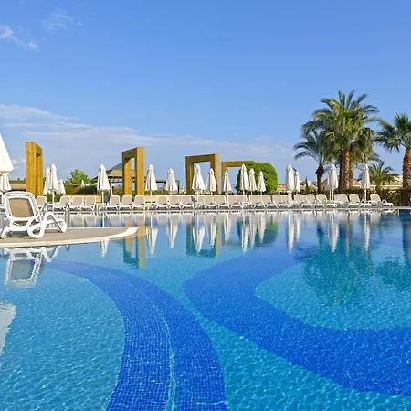 Novum Garden Station touristique 5*