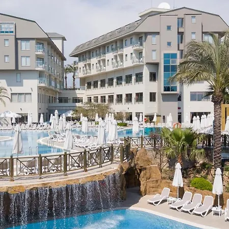 Novum Garden Resort 5*